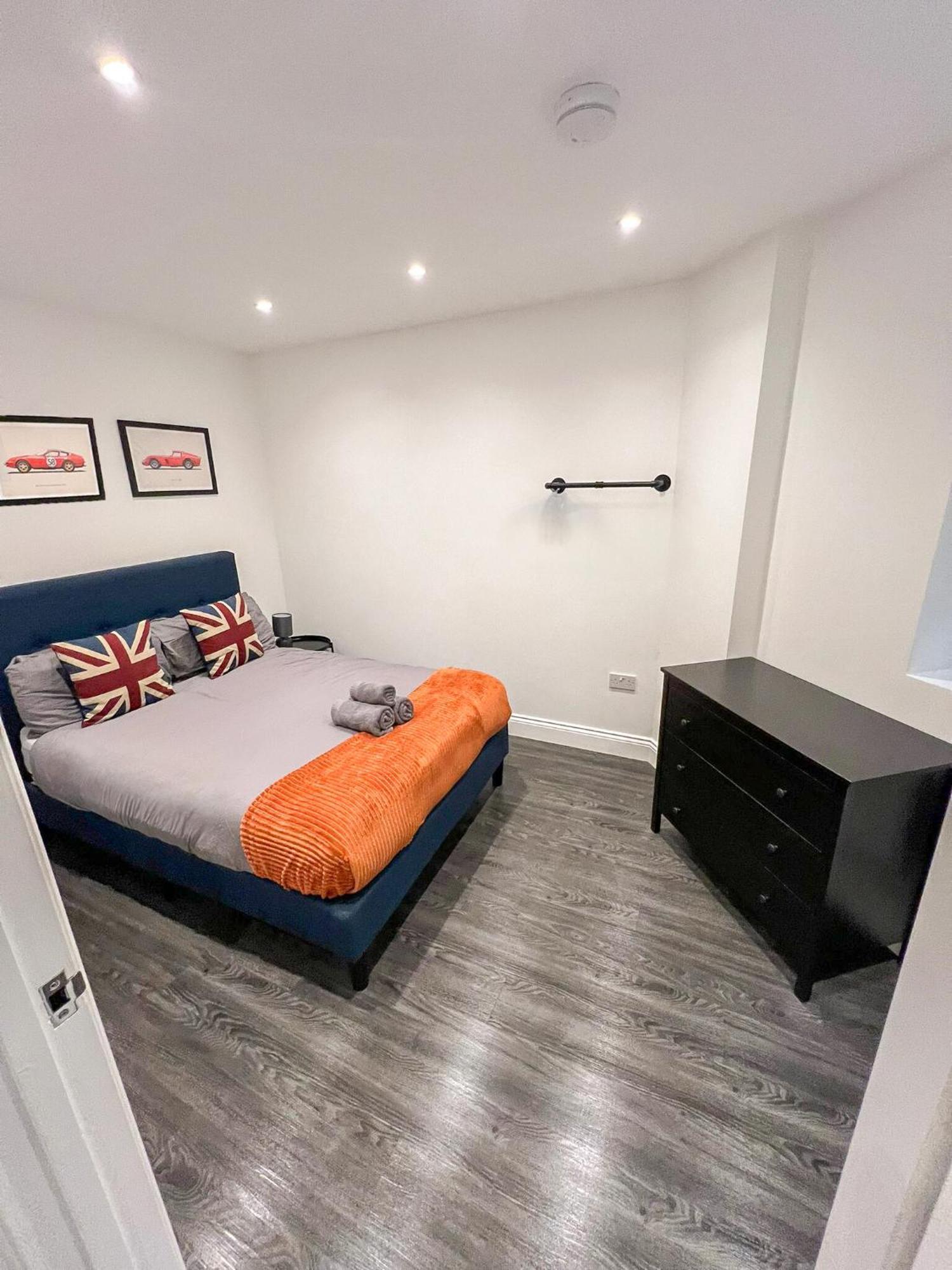 1-Bedroom Apartments In Shoreditch, Old Street, Hoxton Londres Exterior foto
